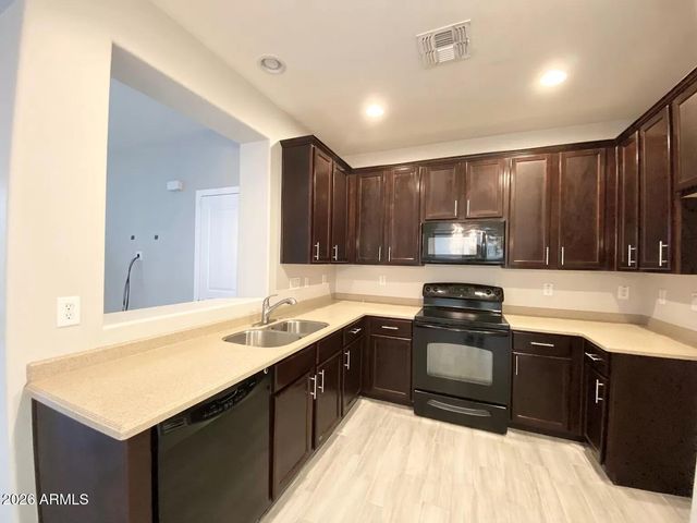 1677 E Elgin Street, Gilbert, AZ 85295