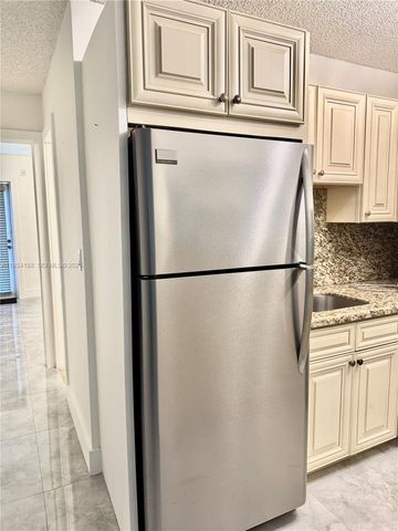 900 Atlantic Shores Blvd 126, Hallandale Beach, FL 33009