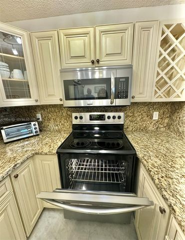 900 Atlantic Shores Blvd 126, Hallandale Beach, FL 33009