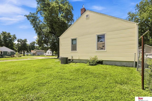 3264 Madison Street, Omaha, NE 68107