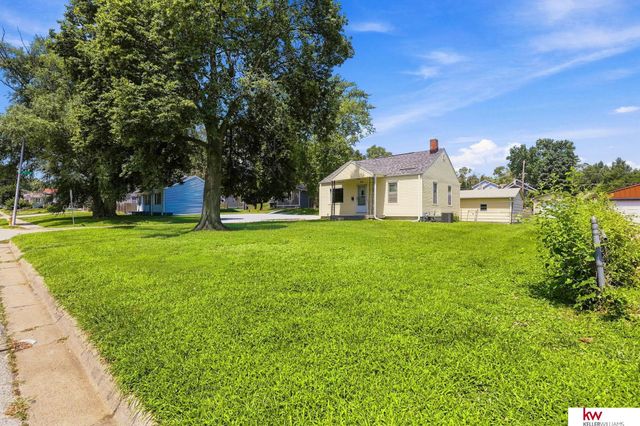 3264 Madison Street, Omaha, NE 68107
