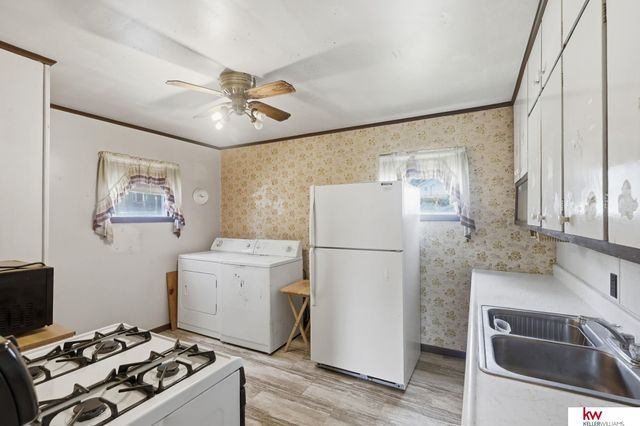 3264 Madison Street, Omaha, NE 68107