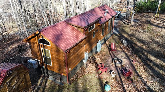 9 Candyland Court, Candler, NC 28715