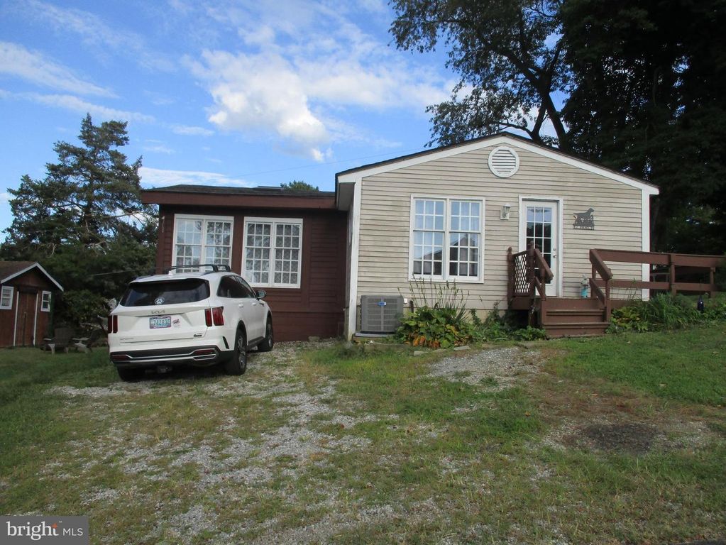 47 BIRCH RD, Earleville, MD 21919