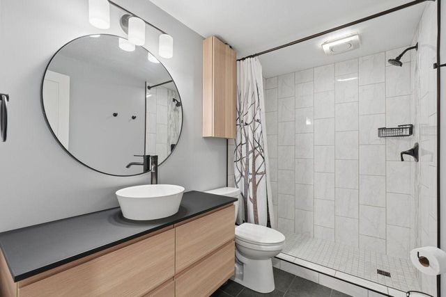 7886 Dempsey Way, Inver Grove Heights, MN 55076