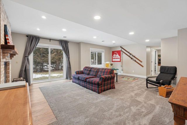 7886 Dempsey Way, Inver Grove Heights, MN 55076