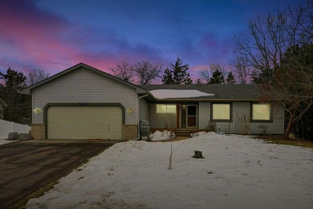7886 Dempsey Way, Inver Grove Heights, MN 55076