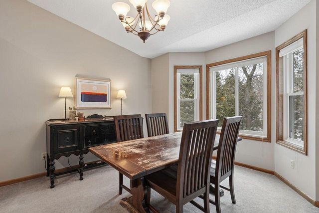 7886 Dempsey Way, Inver Grove Heights, MN 55076