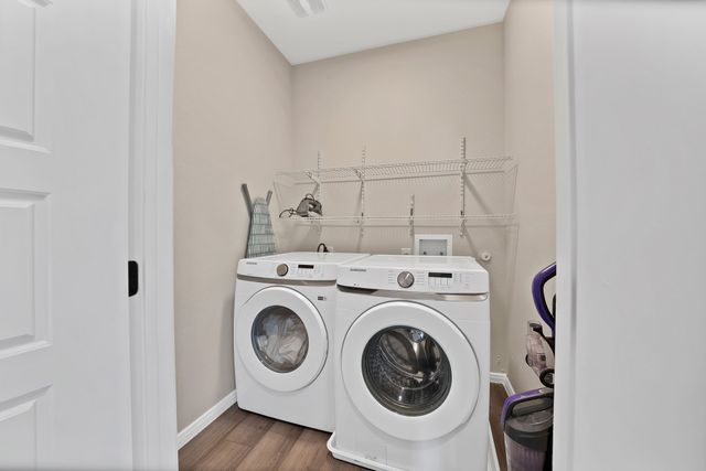 4633 Calmont Avenue, Fort Worth, TX 76107