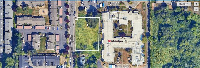 1215 9th Street SE, Puyallup, WA 98372