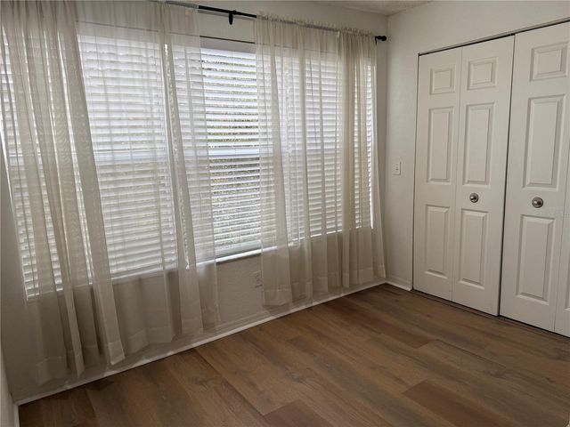 5120 CONROY ROAD 523, Orlando, FL 32811