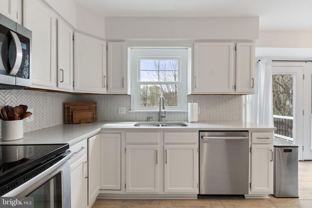 12005 ARBOR GLEN DR, Fredericksburg, VA 22407