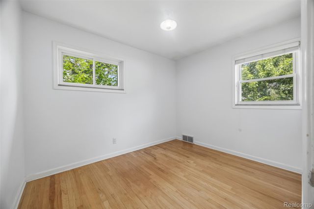 236 Englewood Avenue, Royal Oak, MI 48073