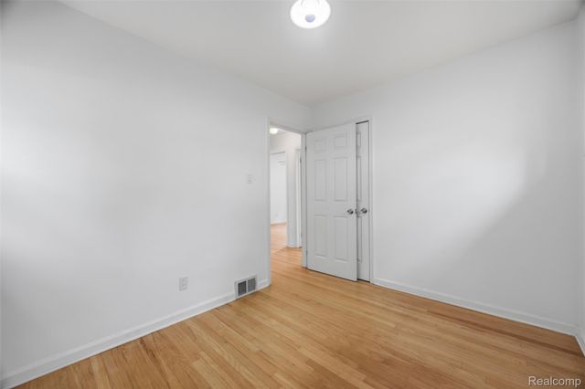 236 Englewood Avenue, Royal Oak, MI 48073