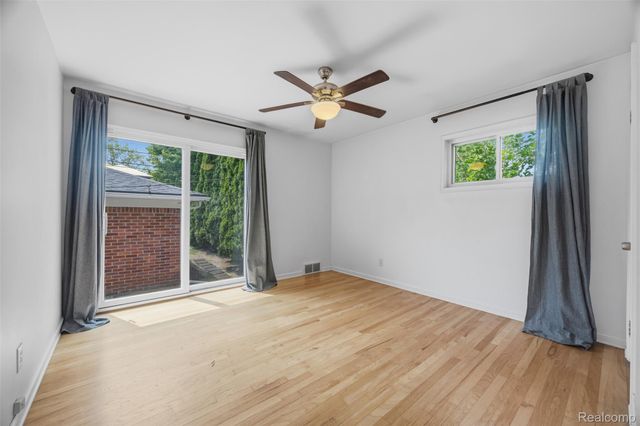 236 Englewood Avenue, Royal Oak, MI 48073