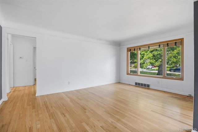 236 Englewood Avenue, Royal Oak, MI 48073