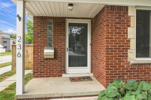 236 Englewood Avenue, Royal Oak, MI 48073
