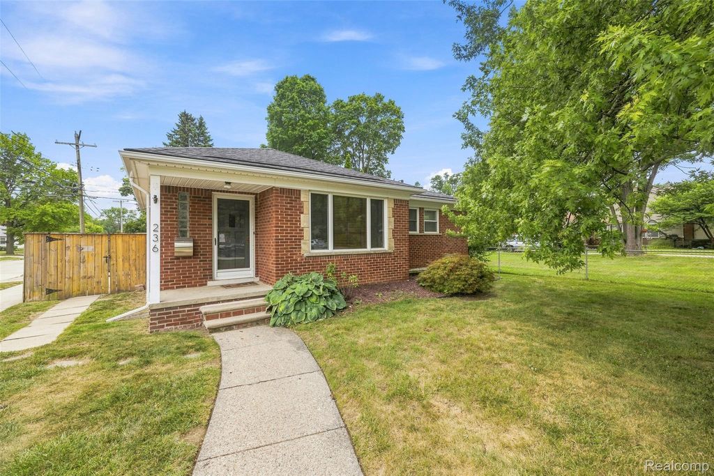236 Englewood Avenue, Royal Oak, MI 48073