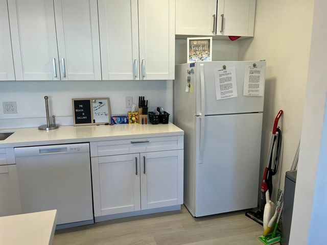 1821 NE 62nd Street 411, Fort Lauderdale, FL 33308