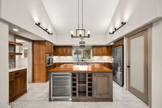 2885 E Point Hayden DR, Hayden Lake, ID 83835