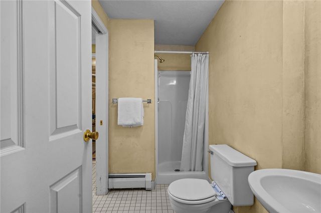 15 Nipmuc Trail A, North Providence, RI 02904