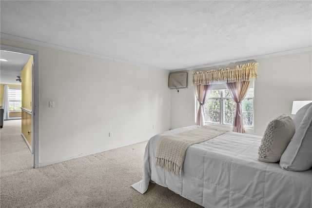 15 Nipmuc Trail A, North Providence, RI 02904