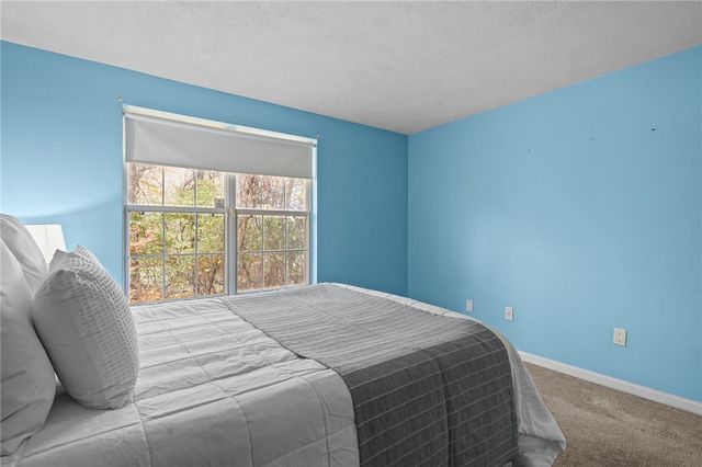 15 Nipmuc Trail A, North Providence, RI 02904