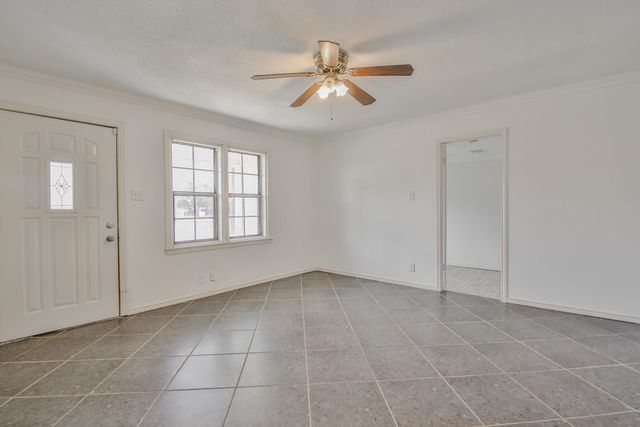 2620 42nd Street, Lubbock, TX 79413