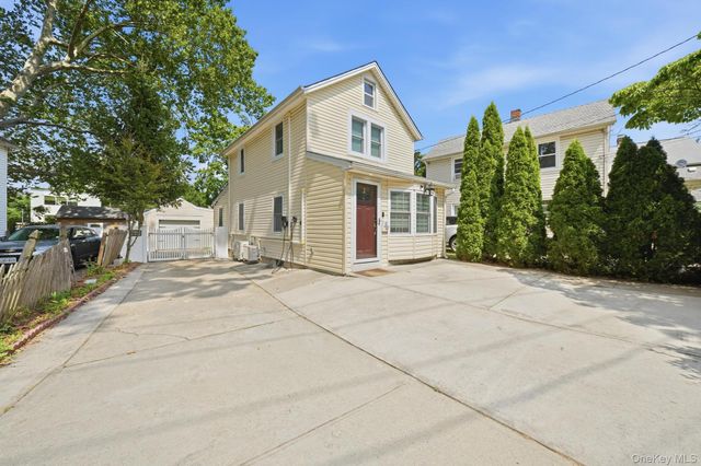 89 Harbor Road, Port Washington, NY 11050