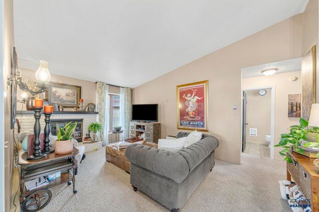 4819 STONEY BROOK CT, Rapid City, SD 57702