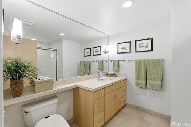 750 Van Ness Avenue 805, San Francisco, CA 94102