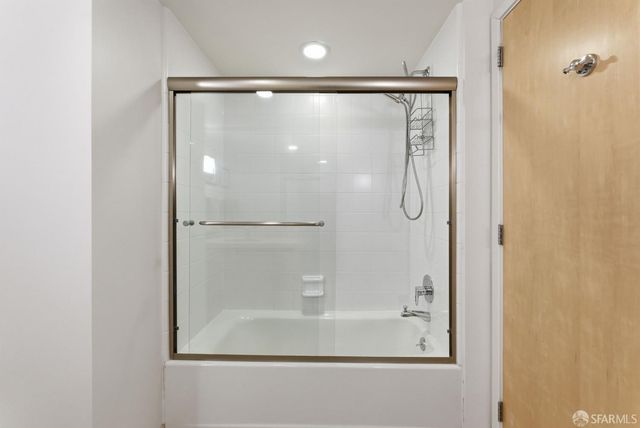 750 Van Ness Avenue 805, San Francisco, CA 94102