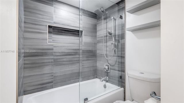 4081 NE 14th Ave, Oakland Park, FL 33334