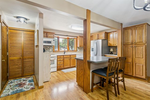 6900 W Hollywood, Wichita, KS 67215
