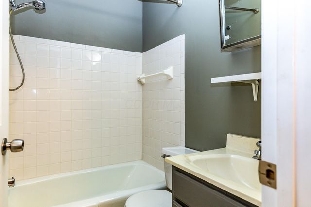 1098-1100 Highland Street, Columbus, OH 43201