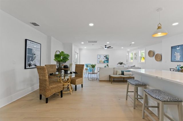 1610 15TH STREET N, St Petersburg, FL 33704