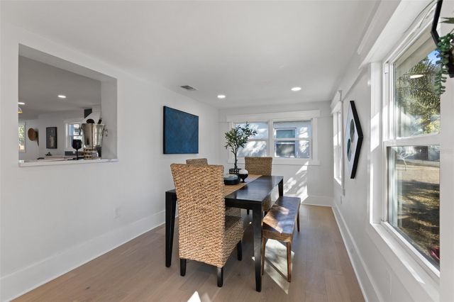 1610 15TH STREET N, St Petersburg, FL 33704