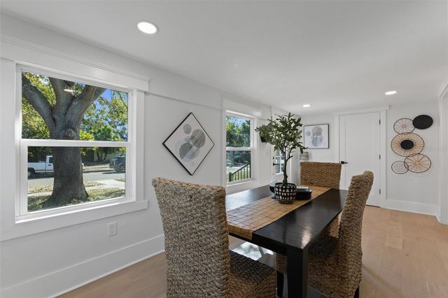 1610 15TH STREET N, St Petersburg, FL 33704