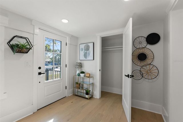 1610 15TH STREET N, St Petersburg, FL 33704