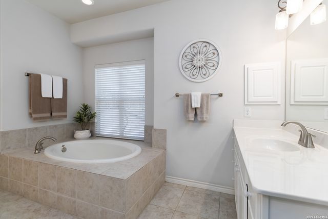 26022 Silver Cloud, San Antonio, TX 78260