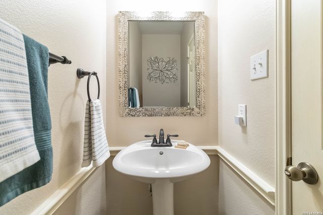 26022 Silver Cloud, San Antonio, TX 78260