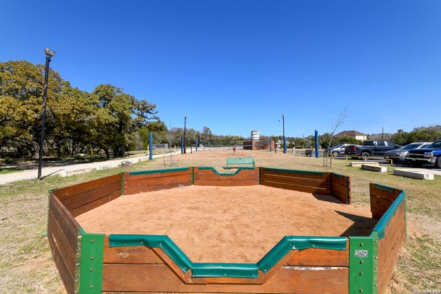 26022 Silver Cloud, San Antonio, TX 78260