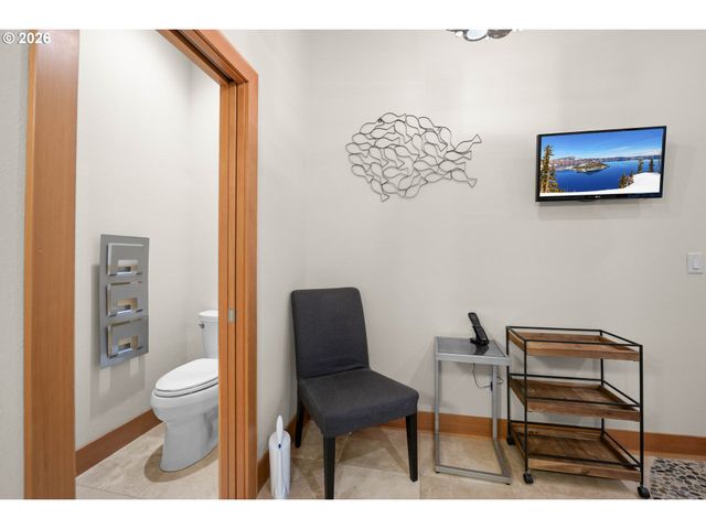 230 ANDERSON Ln, Roseburg, OR 97470