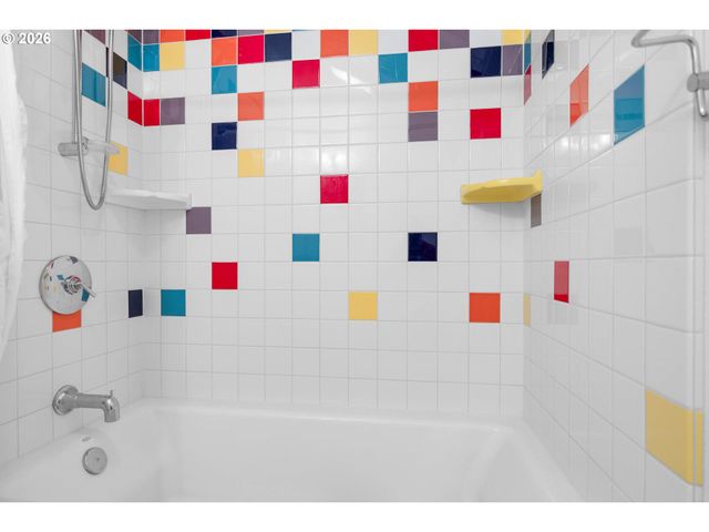 230 ANDERSON Ln, Roseburg, OR 97470