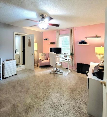 14712 W 70th Street, Shawnee, KS 66216