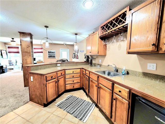 14712 W 70th Street, Shawnee, KS 66216