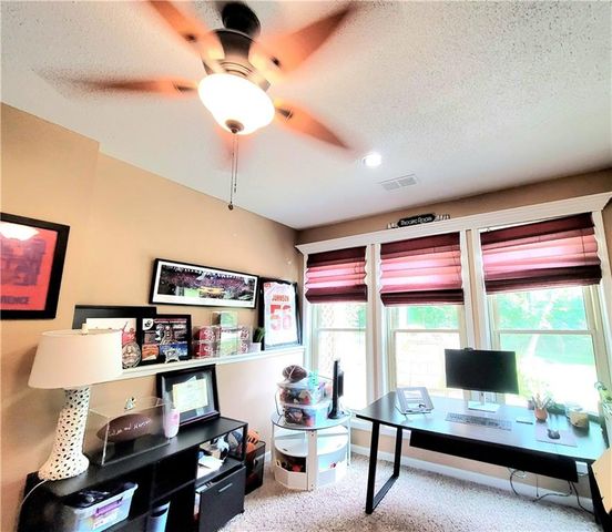14712 W 70th Street, Shawnee, KS 66216