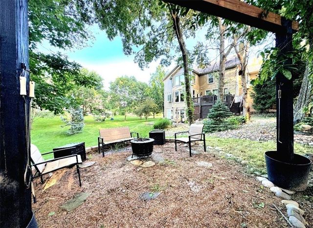 14712 W 70th Street, Shawnee, KS 66216