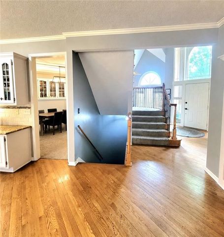 14712 W 70th Street, Shawnee, KS 66216