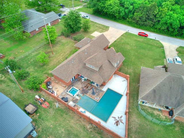 1005 W Jefferson Street, Tecumseh, OK 74873